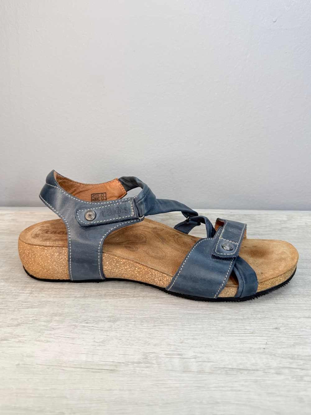 Taos Footwear Blue Leather Strappy Wedge Sandals - Picture 2 of 14